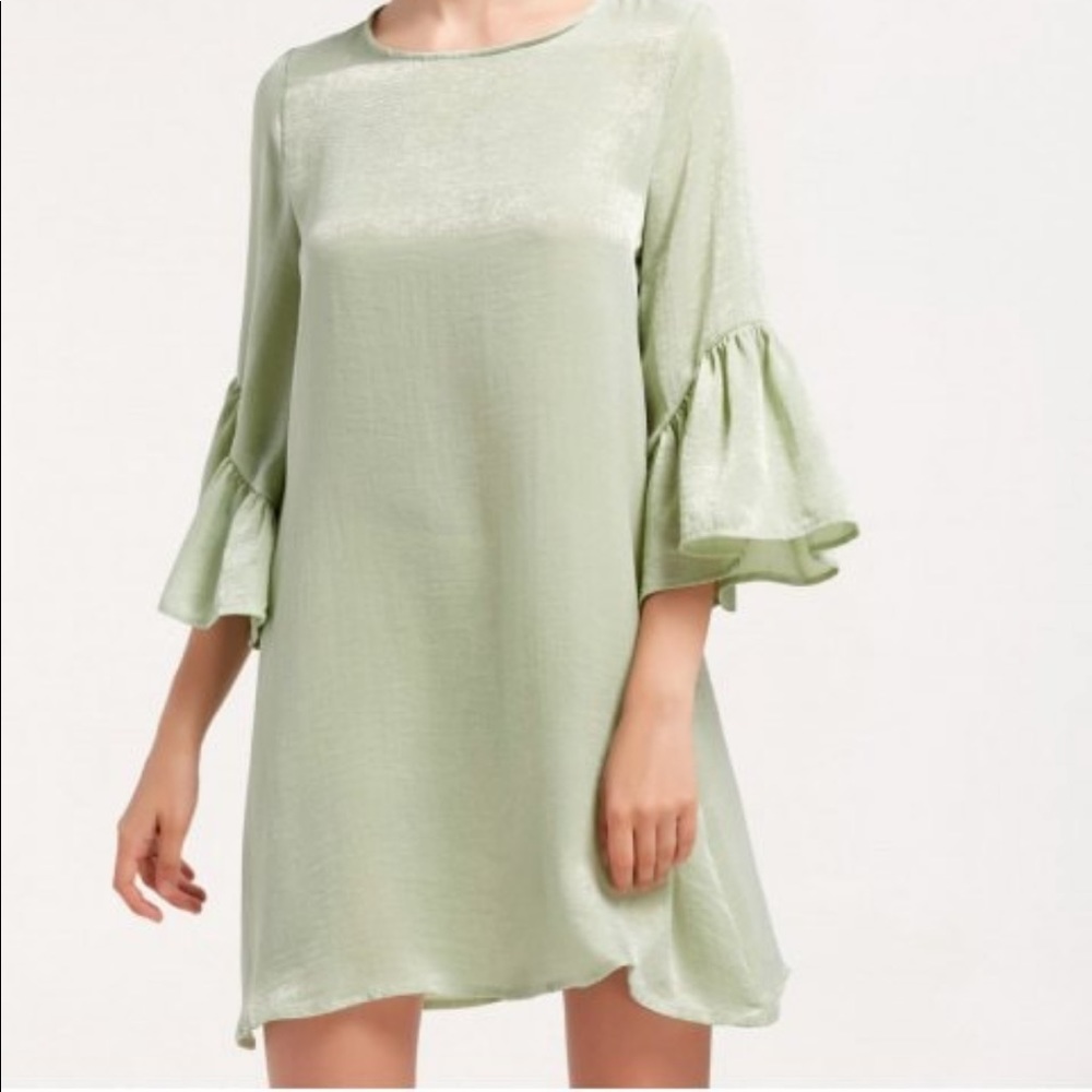 Zara Basic Green Bell-Sleeve Dress